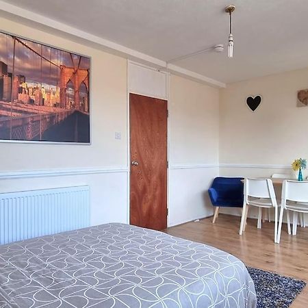 Large Duplex In Bermondsey Apartment London Exterior photo